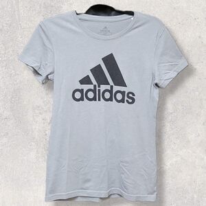 ADIDAS WOMENS GRAY GO TO PERFORMANCE T-SHIRT, SIZE SMALL